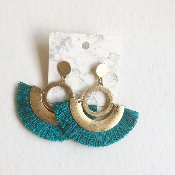 Teal handmade fringe earrings - Picture 4 of 5